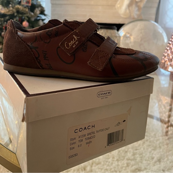 Brown Coach logo sneakers, in original box - Picture 4 of 5